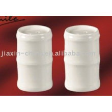 White porcelain salt and pepper shaker JX-80A